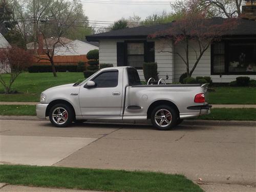 Cervinis F 150 Svt Lightning Tailgate Spoiler 99 04 220 Previous Next