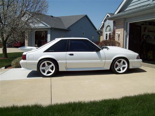 SVE Mustang Saleen Style Wheel - 18x10 White (94-04)