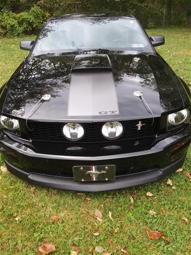 Hood Pin Kit - Billet | 2005-09 Mustang - LMR.com