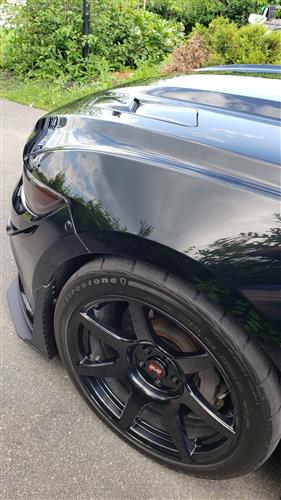 SVE Mustang R350 Wheel Kit - 19x10 - Gloss Black (15-20)